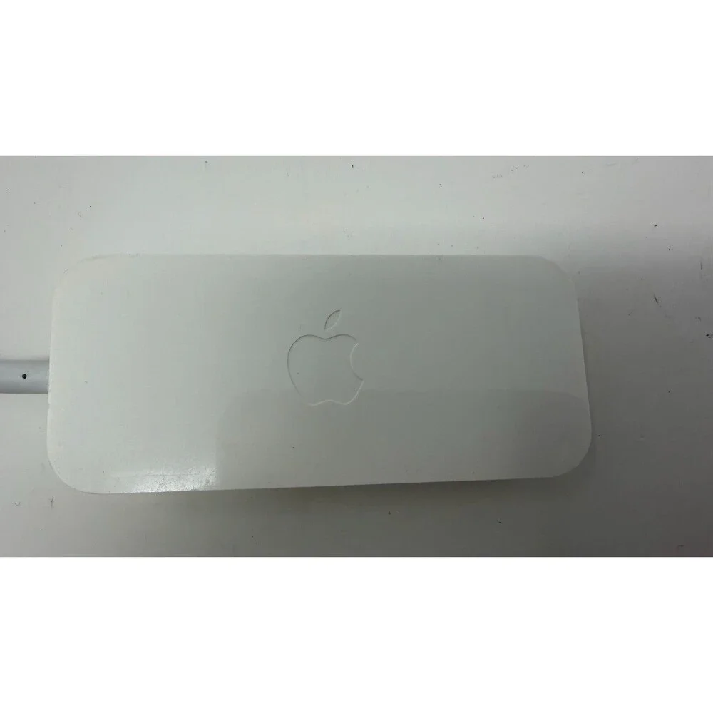 Apple Model A1202 Power Supply Input AC 100 -240V 50-60Hz 0.5A Output 12.V==1.8A